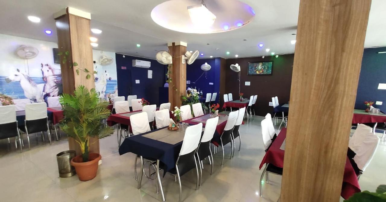 Hotel International & Restaurant Amethi エクステリア 写真